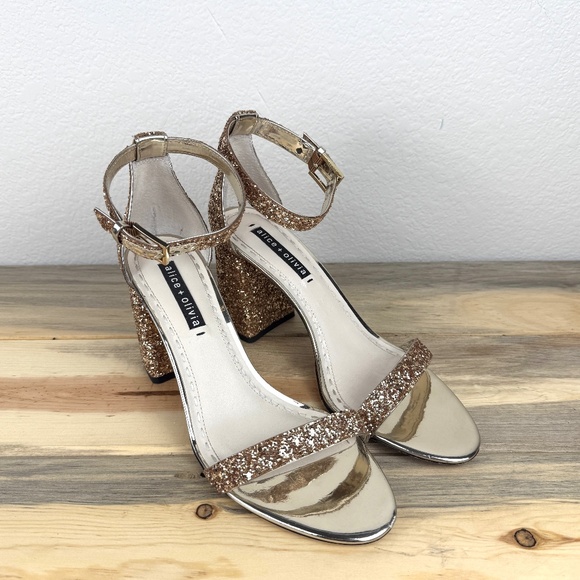 Alice + Olivia Gold Sparkle Ankle Strap Sandal 3" Block Heel Leather Sole Sz 10 - Picture 1 of 14